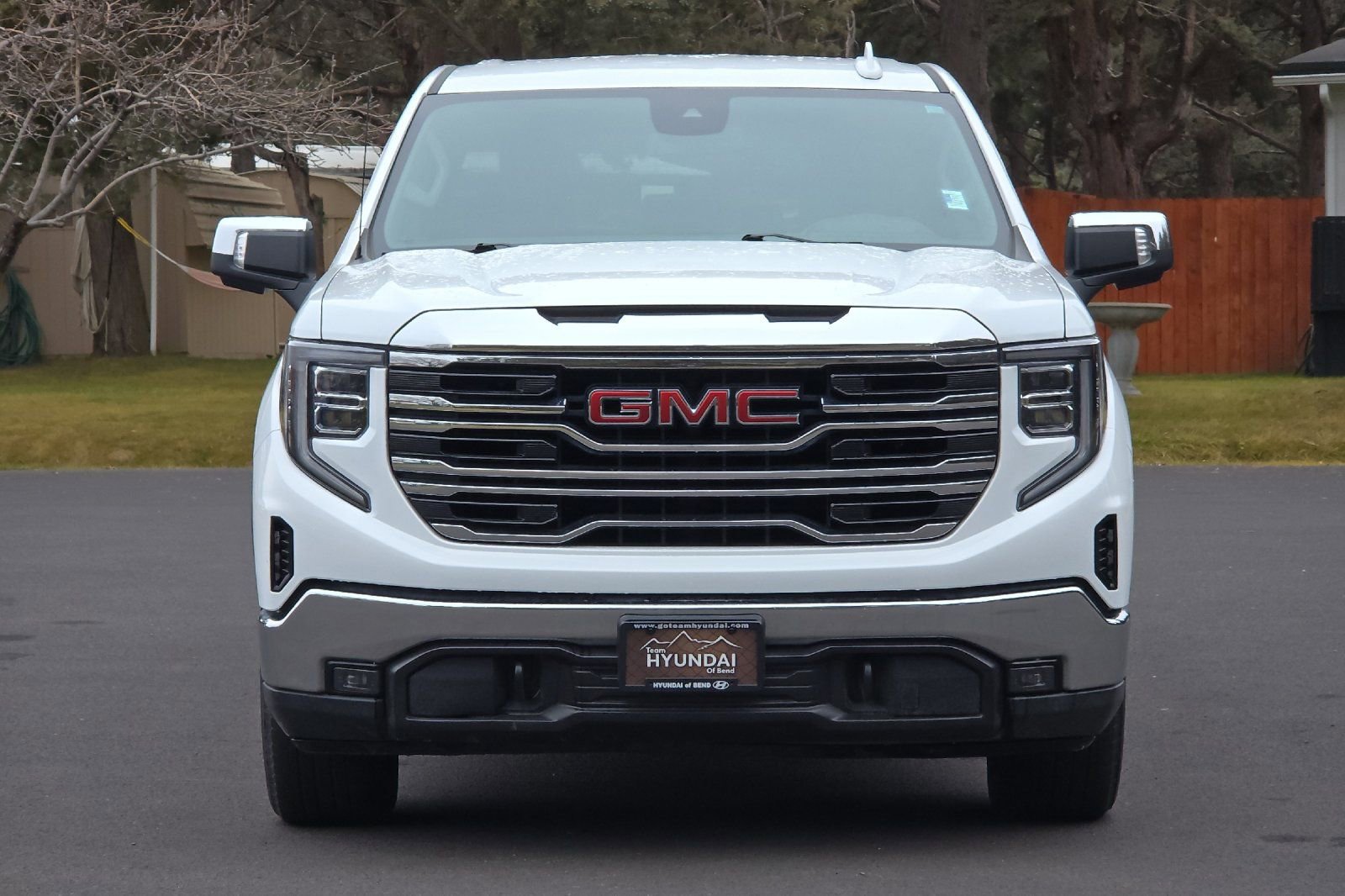 Used 2024 GMC Sierra 1500 SLT image 10