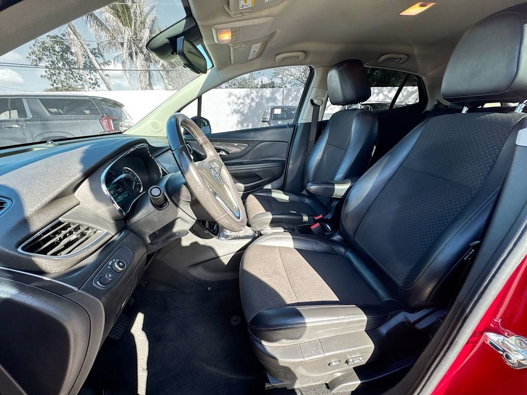 Used 2018 Buick Encore Preferred image 20