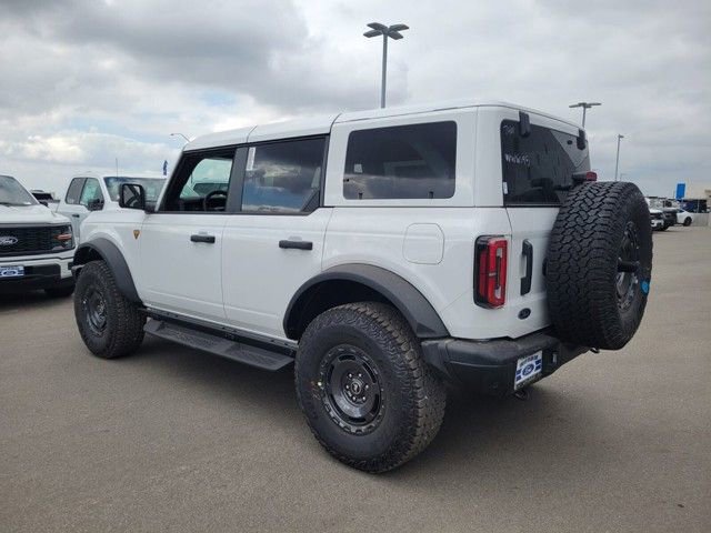 New 2025 Ford Bronco Badlands image 3