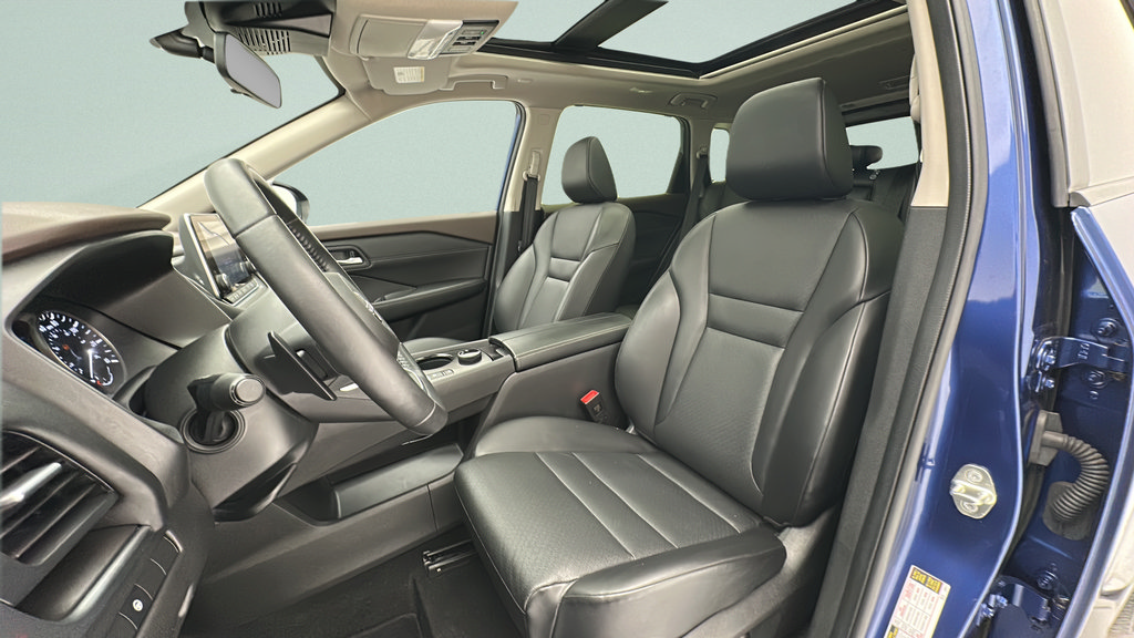 Used 2023 Nissan Rogue SV w/ SV Premium B Package AWD/4WD image 13