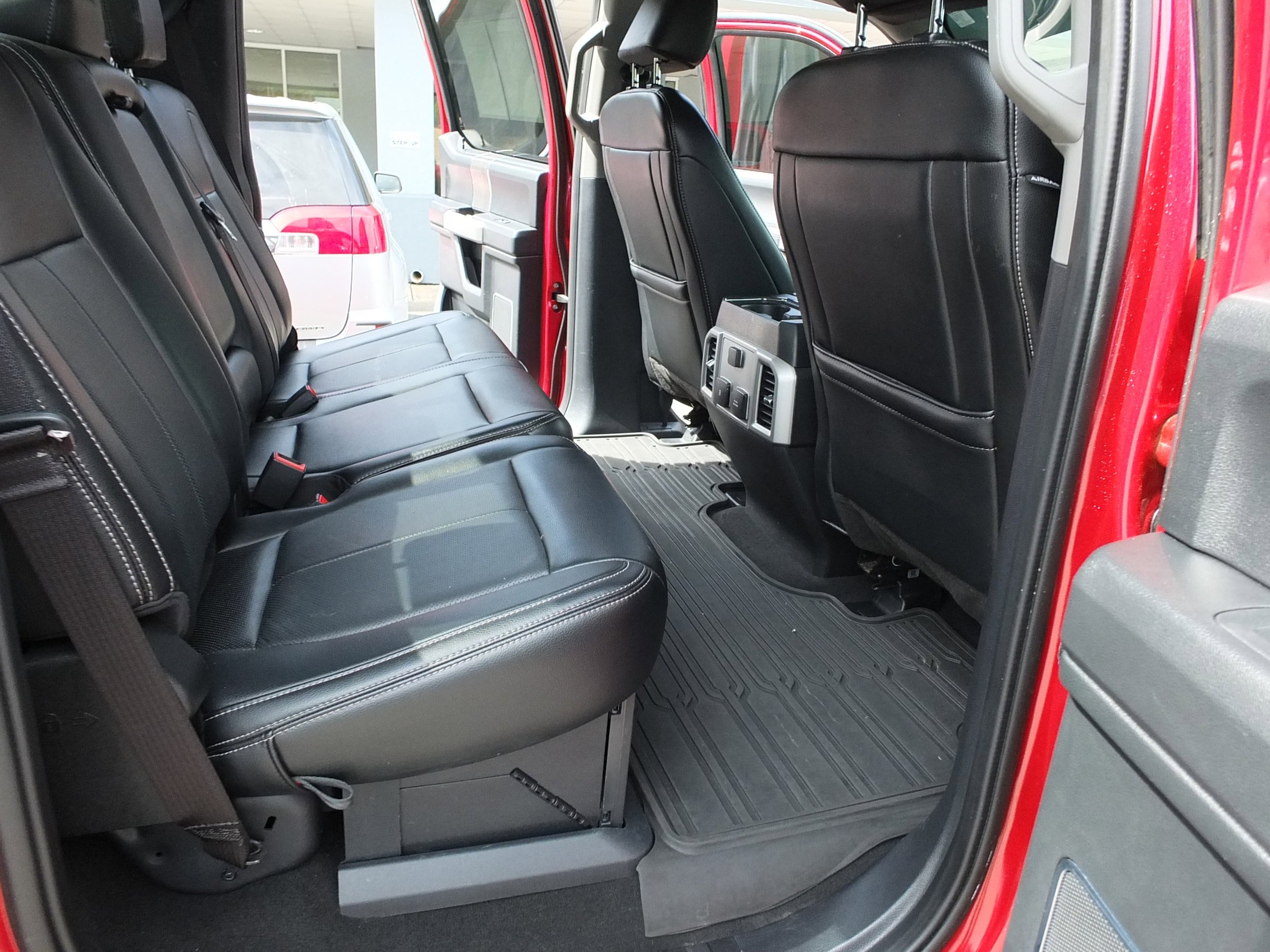 Used 2021 Ford F250 Lariat w/ Chrome Package AWD/4WD image 14