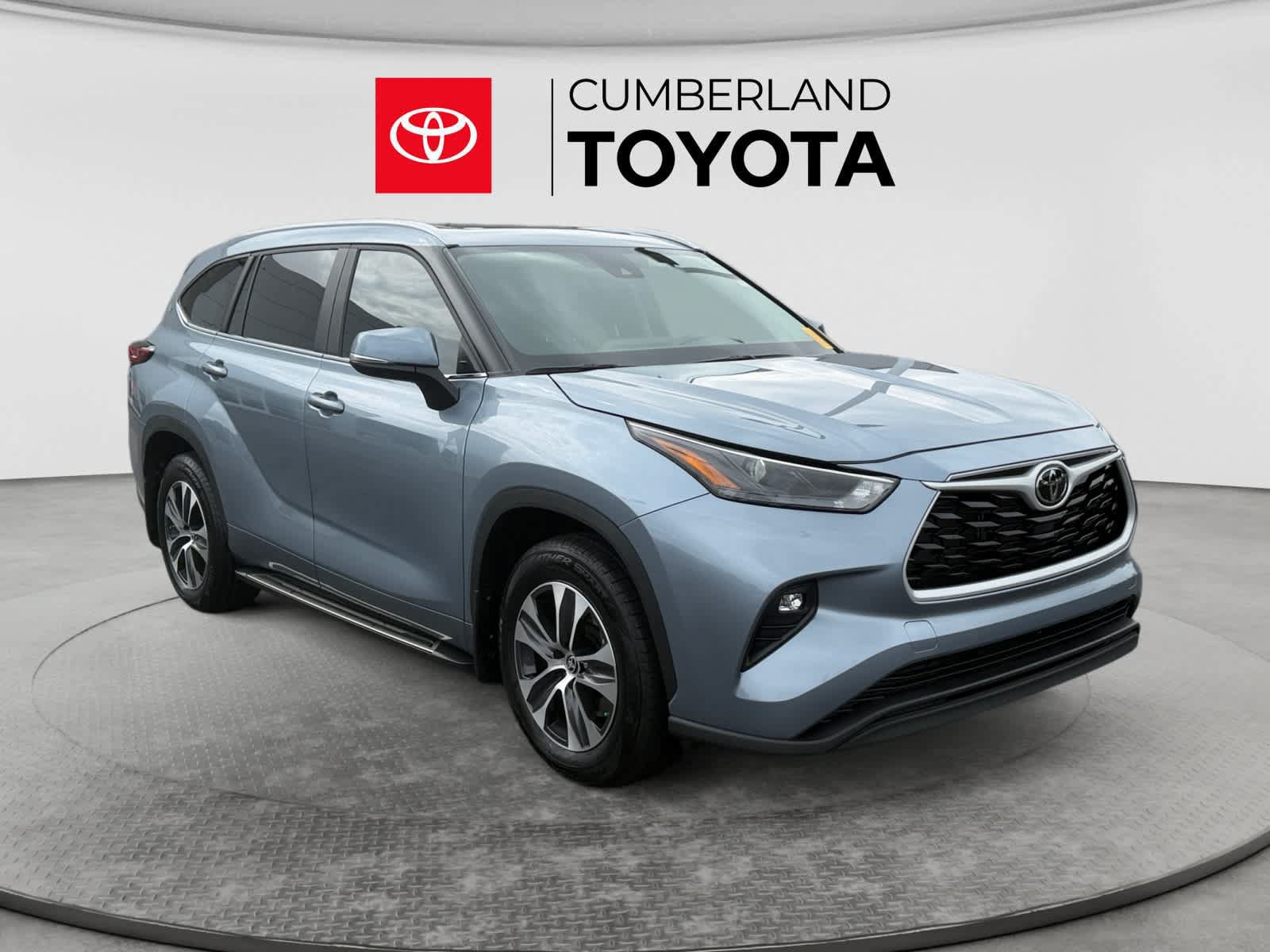 Used 2023 Toyota Highlander XLE FWD image 7