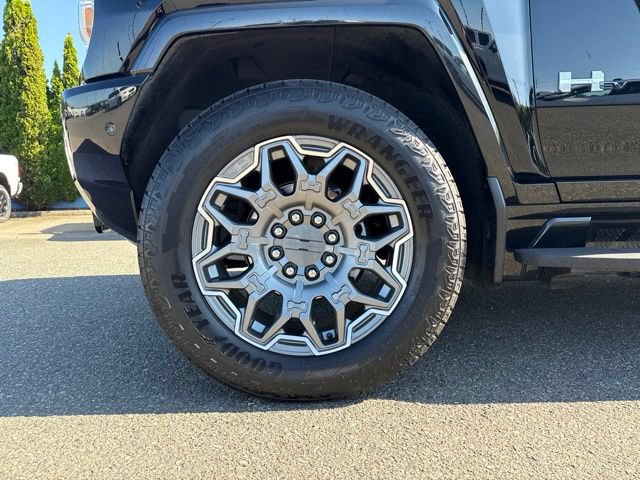 Used 2025 GMC Hummer EV 3X AWD/4WD image 17