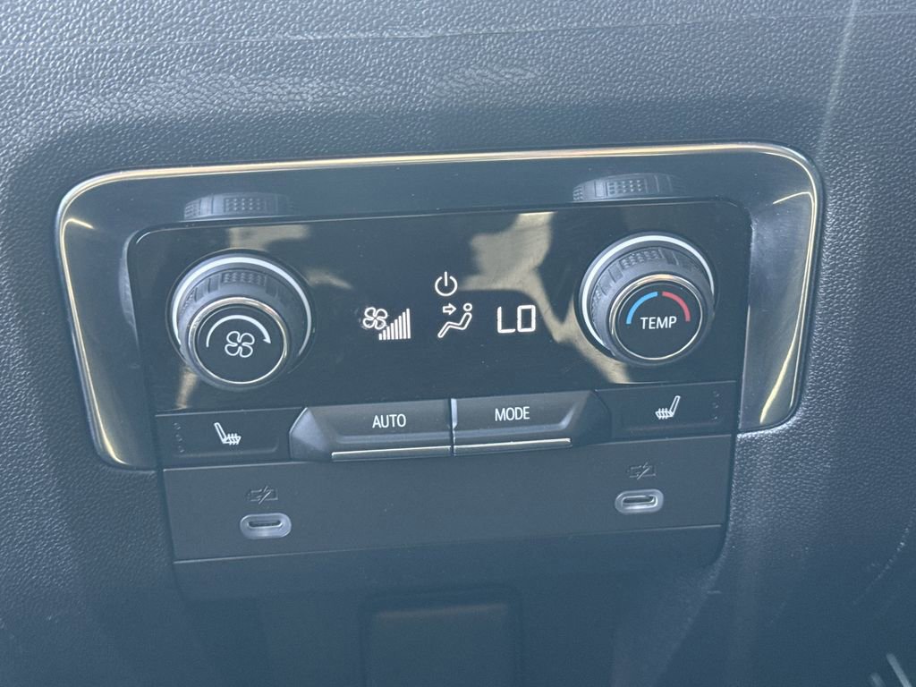 Used 2023 Chevrolet Tahoe RST w/ Luxury Package image 23