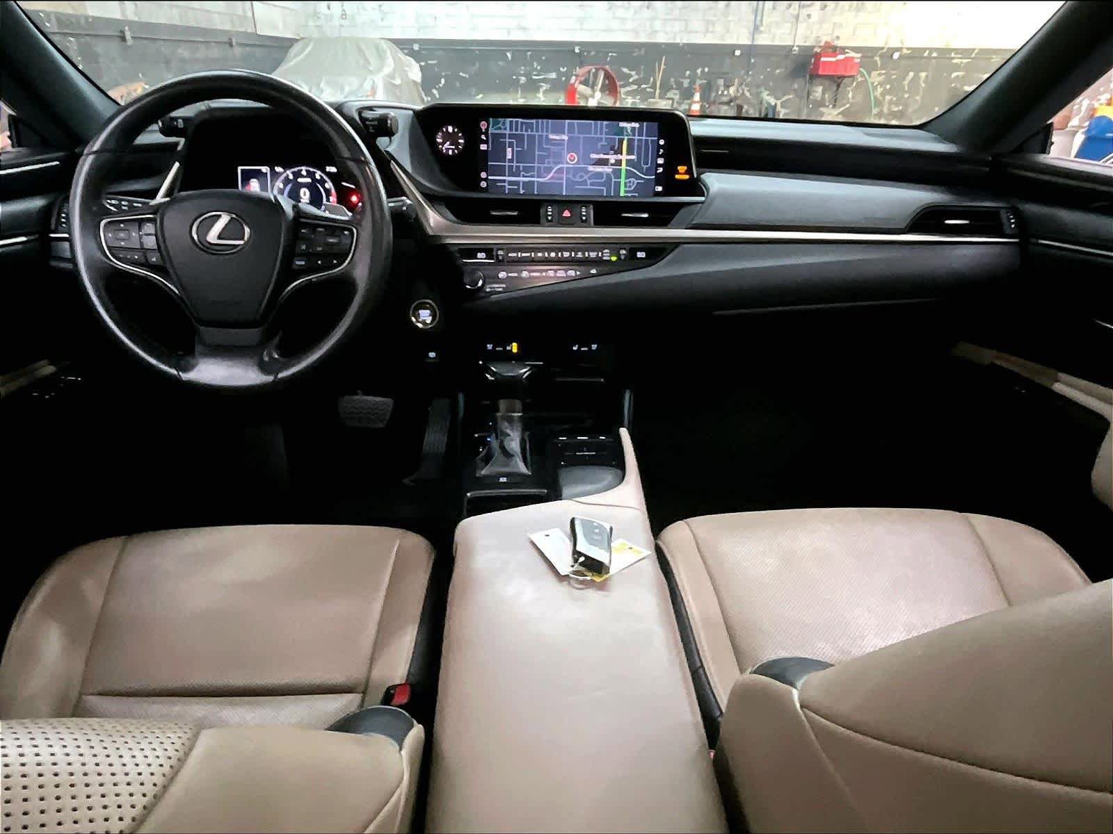 Used 2020 Lexus ES 350 w/ Premium Package FWD image 16