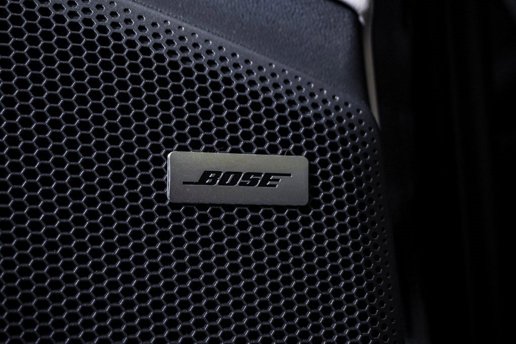 New 2025 Porsche Macan 4 Electric image 27