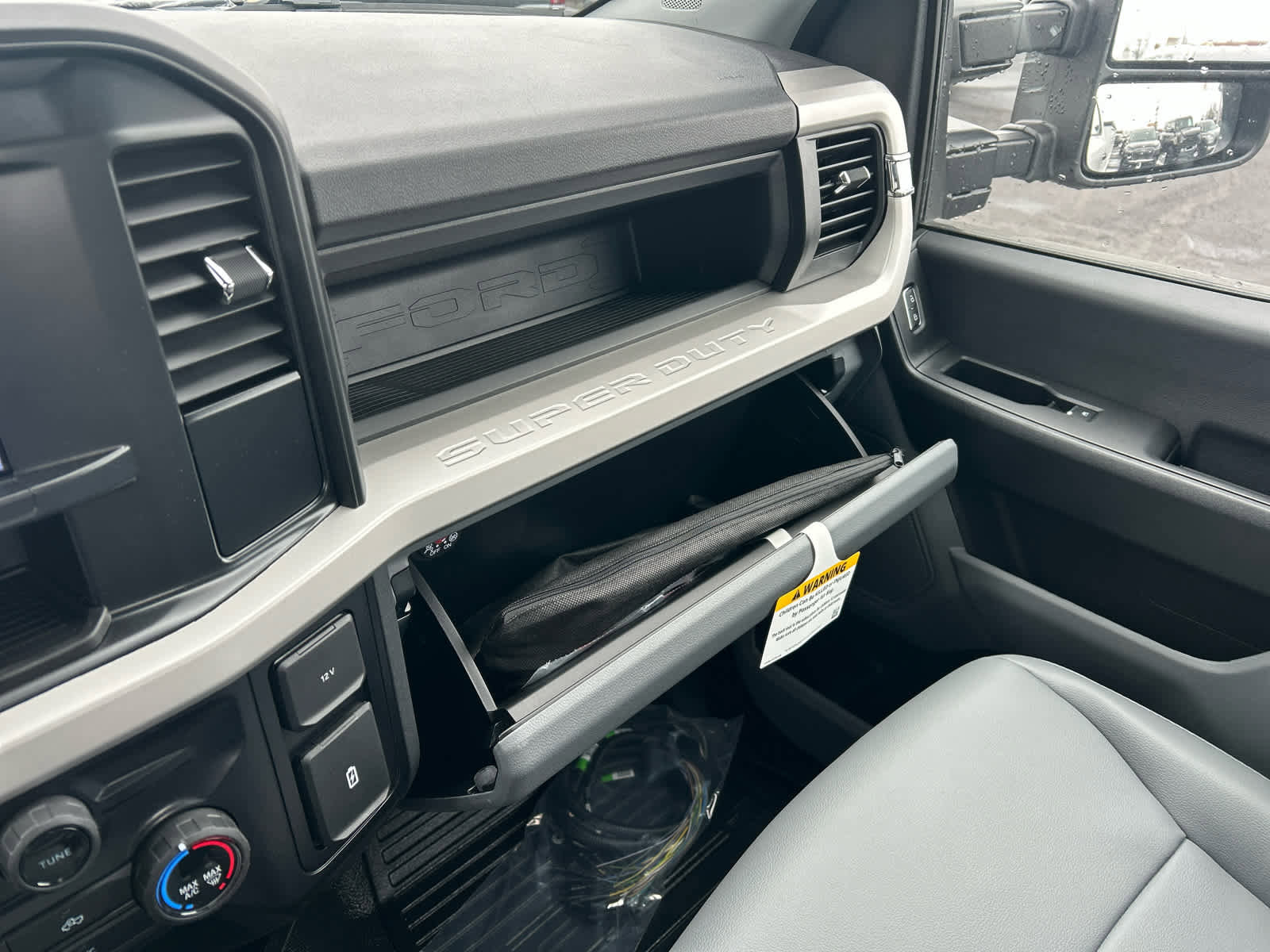 New 2026 Ford F250 XL w/ XL Chrome Package image 47