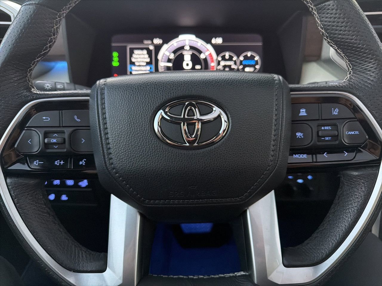 Used 2024 Toyota Sequoia Capstone image 11