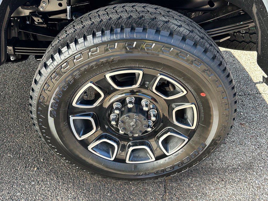 New 2027 Ford F250 Platinum AWD/4WD image 6