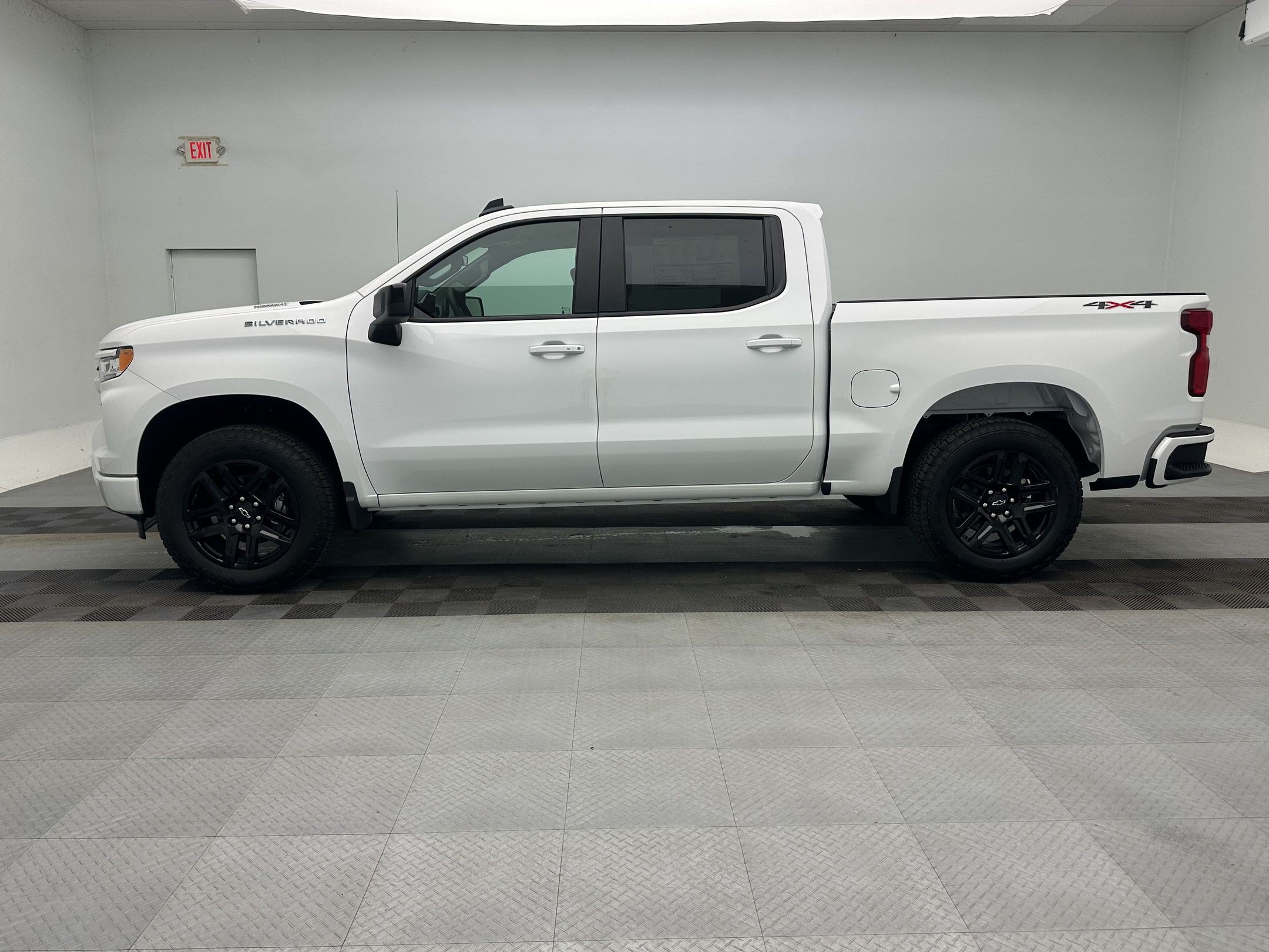 New 2026 Chevrolet Silverado 1500 RST w/ RST Select Package AWD/4WD image 2