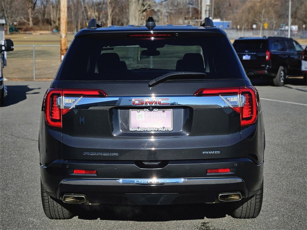 Used 2020 GMC Acadia Denali image 4