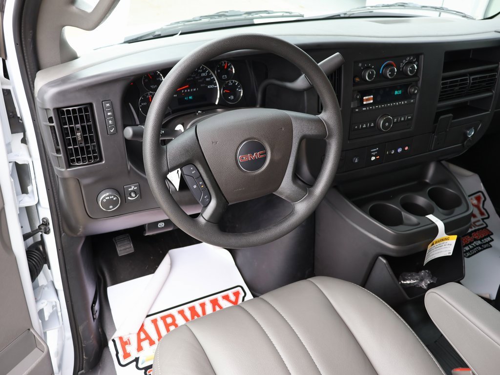 New 2025 GMC Savana 2500 Work Van w/ Enhanced Convenience Package image 19