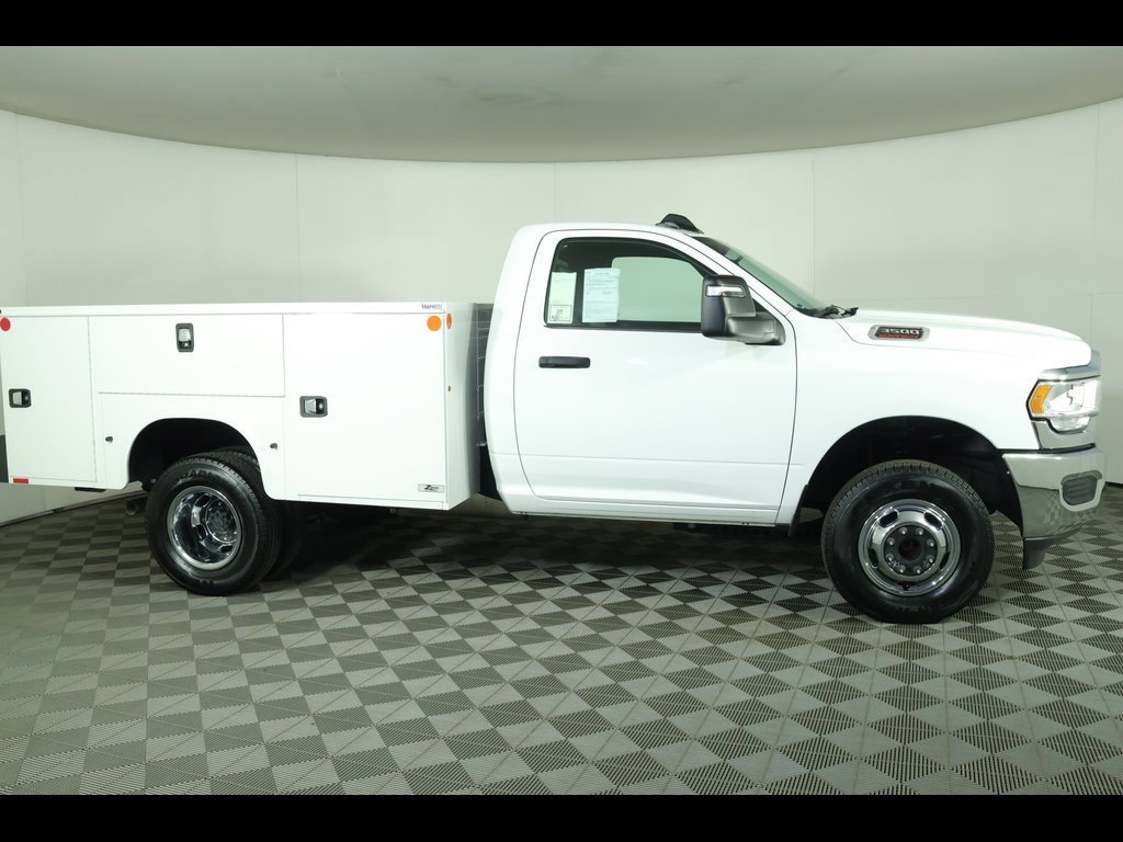 Used 2024 RAM 3500 Tradesman image 11