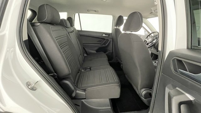 Used 2021 Volkswagen Tiguan SE R-Line image 45