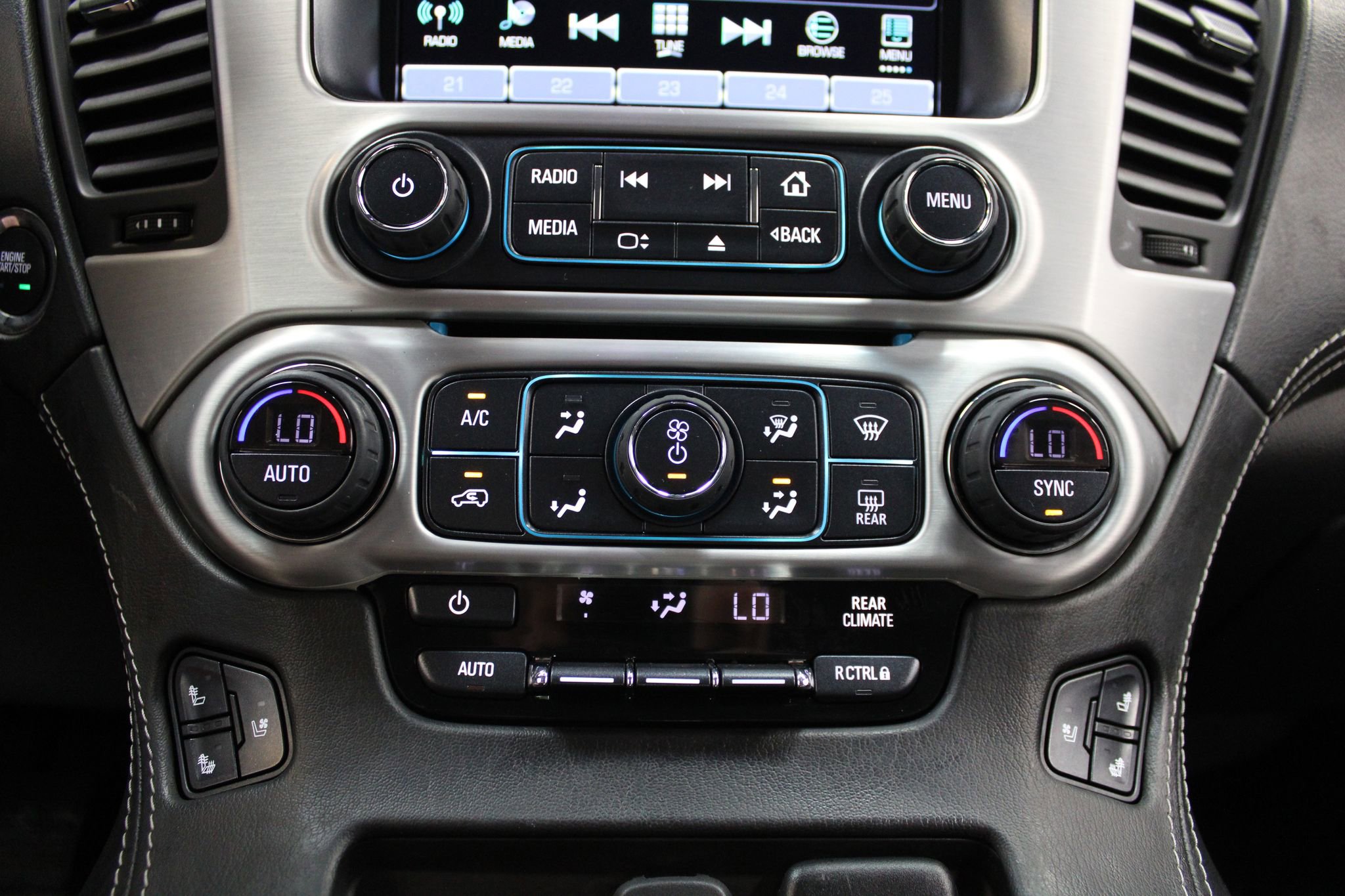 Used 2018 GMC Yukon SLT image 44