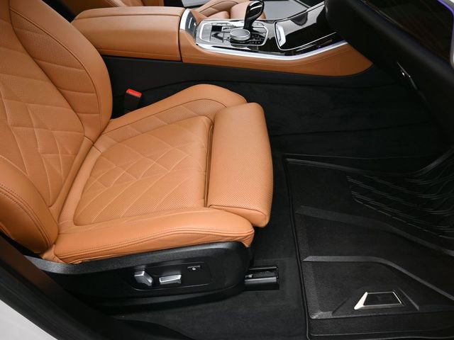 Used 2023 BMW X5 xDrive40i w/ Premium Package AWD/4WD image 26