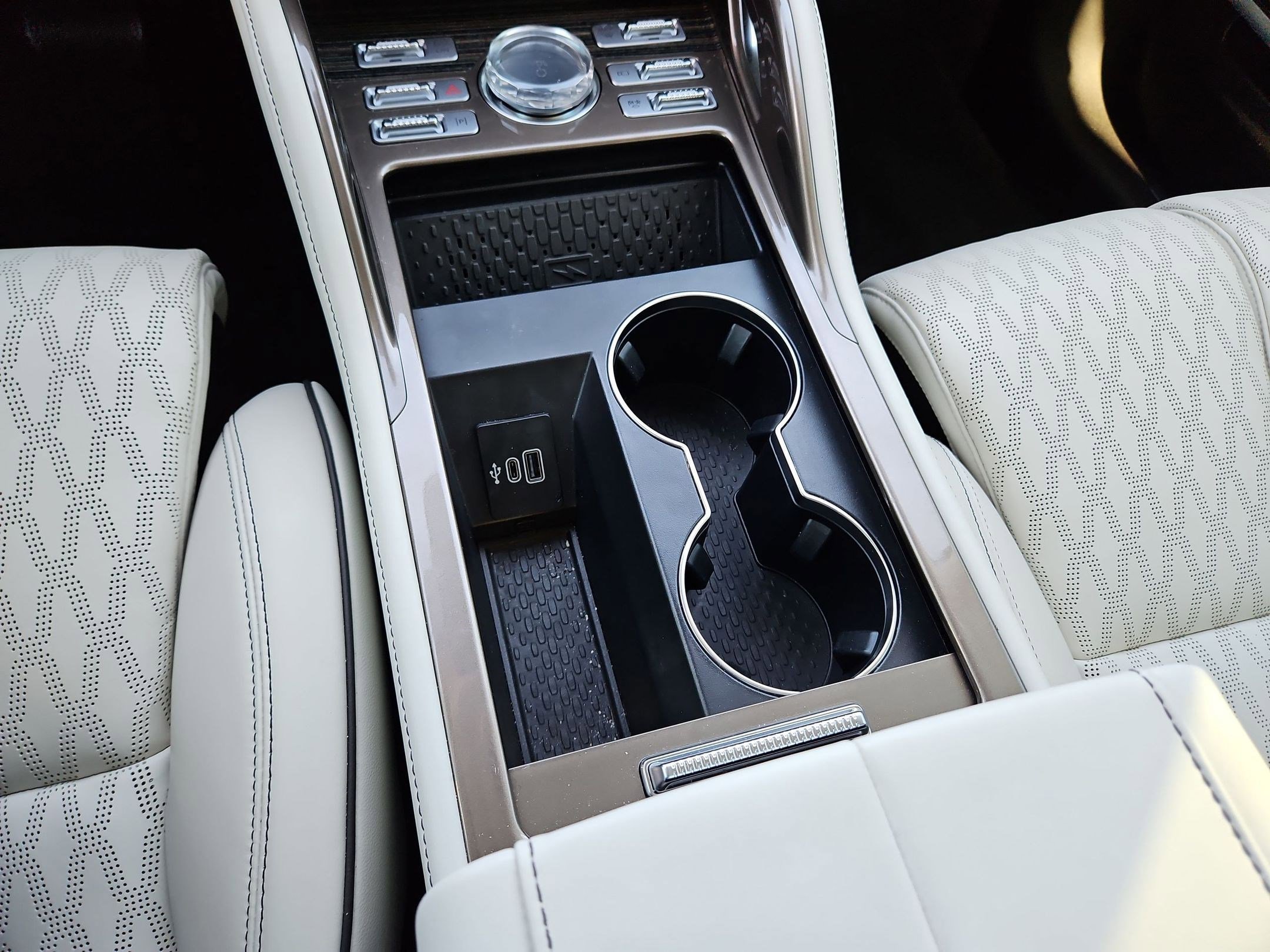 Used 2025 Lincoln Nautilus Black Label image 26