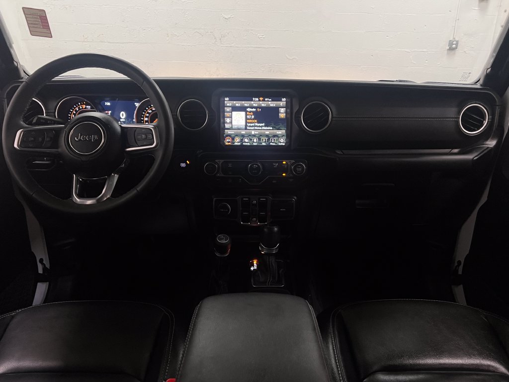 Used 2023 Jeep Gladiator Overland w/ Popular Equipment Package AWD/4WD image 13