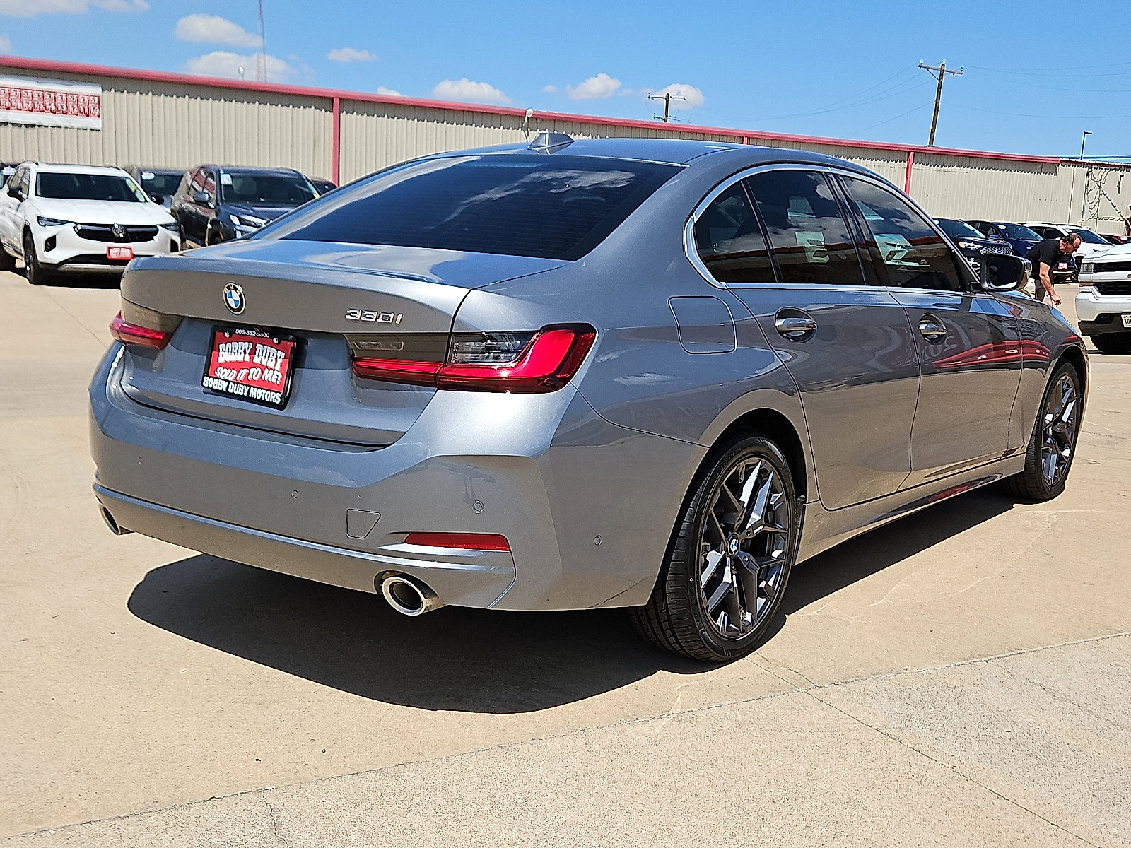 Used 2025 BMW 330i Sedan image 3