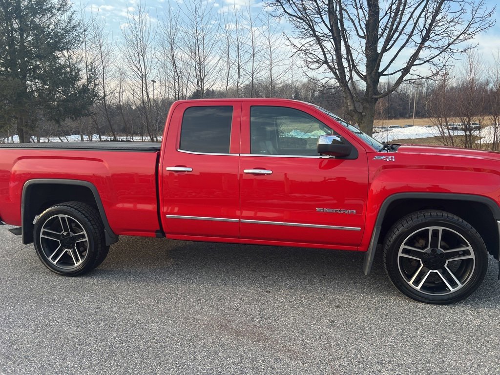Used 2018 GMC Sierra 1500 SLT w/ SLT Preferred Package image 2