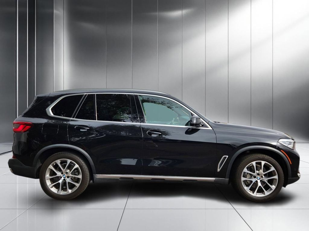 Used 2019 BMW X5 xDrive40i w/ Convenience Package image 29