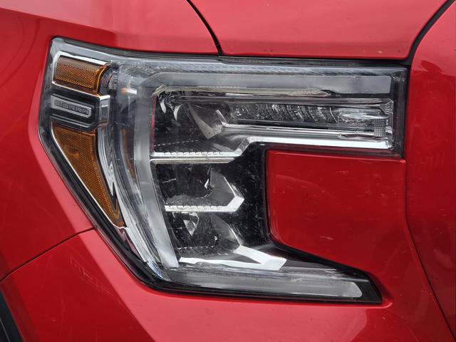 Used 2022 GMC Sierra 1500 AT4 w/ AT4 Premium Package AWD/4WD image 32