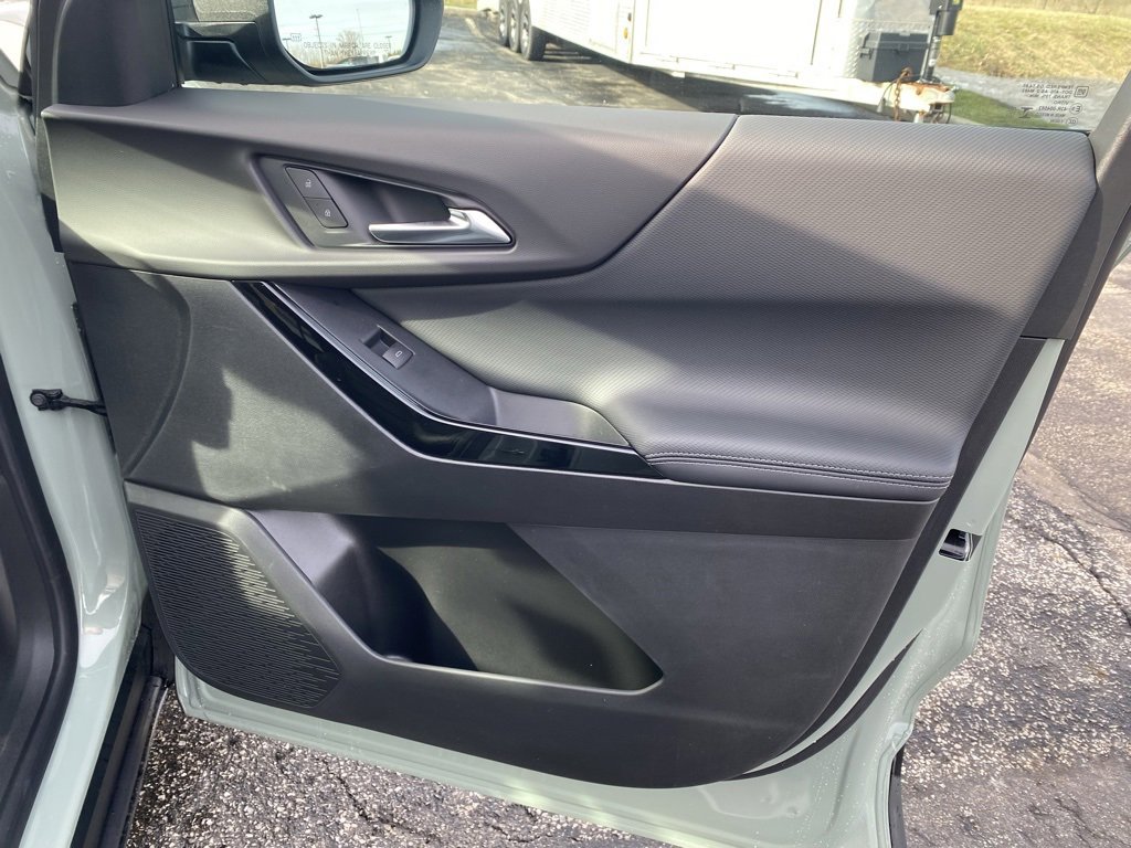 New 2026 Chevrolet Equinox LT w/ Convenience Package II image 20