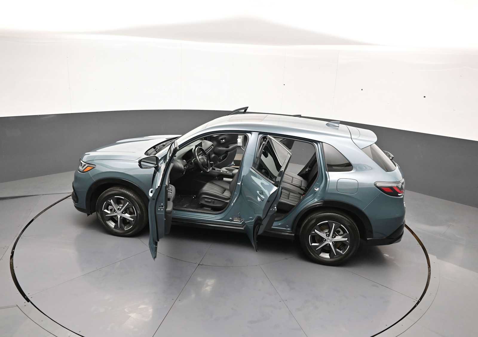 Used 2024 Honda HR-V EX-L image 42