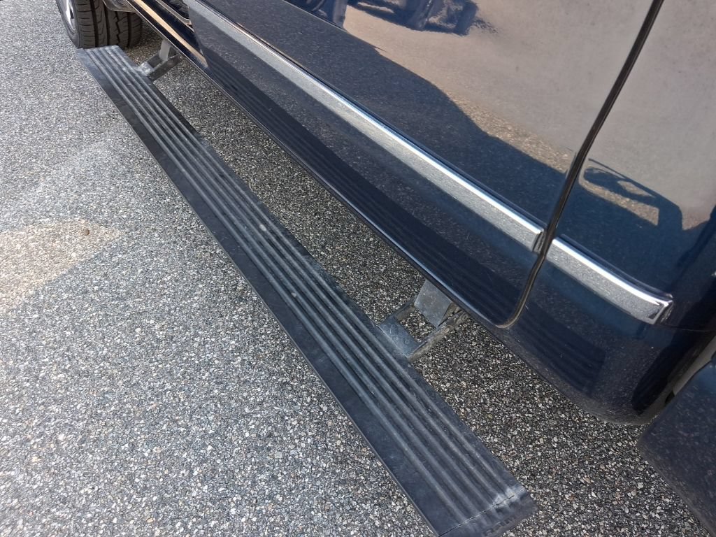 Used 2019 RAM 1500 Limited RWD image 16