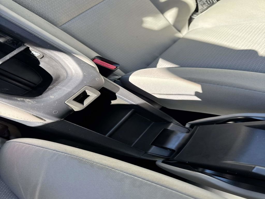 Used 2021 Honda HR-V LX image 48