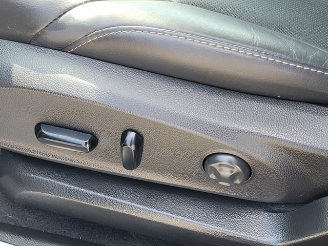 Used 2018 Buick Envision Essence FWD image 19