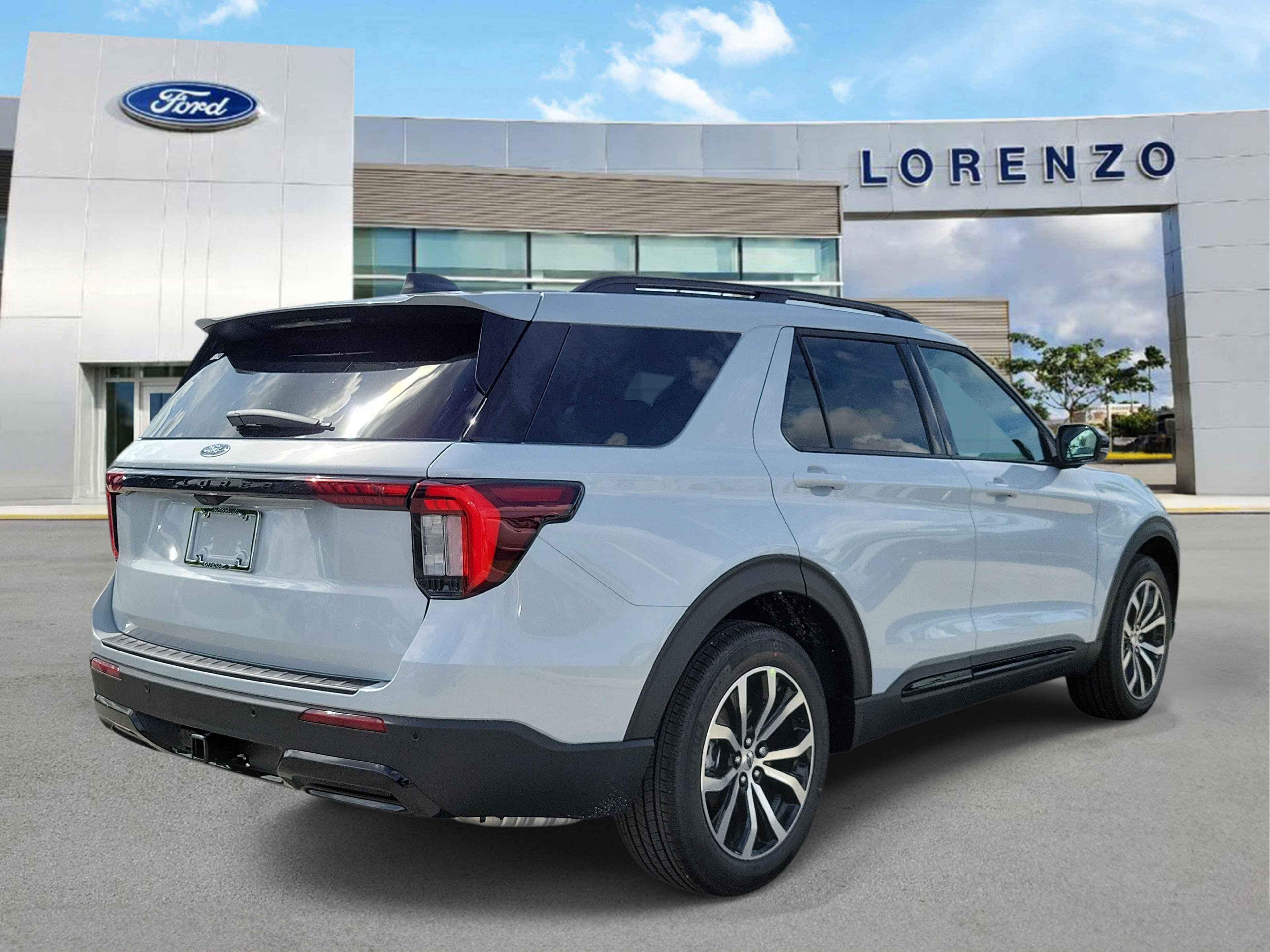 New 2026 Ford Explorer ST-Line w/ Premium Package RWD image 4