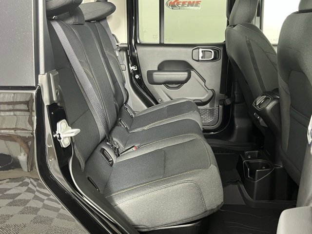 New 2025 Jeep Gladiator Willys image 26