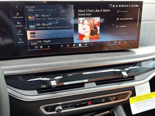 Used 2026 BMW X7 xDrive40i w/ Premium Package image 15