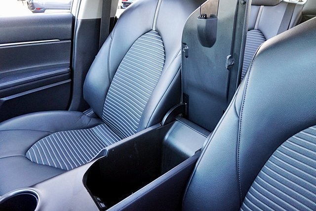 Used 2023 Toyota Camry SE FWD image 39