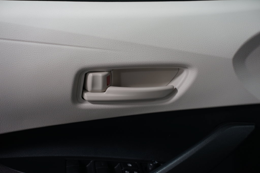 New 2027 Toyota Corolla LE FWD image 30