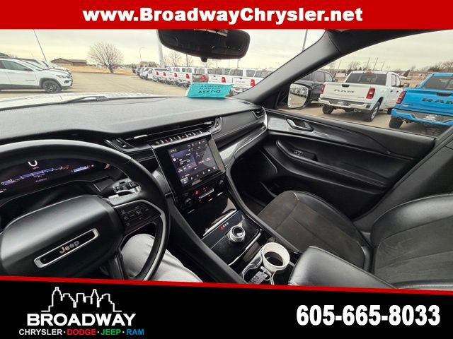 Used 2021 Jeep Grand Cherokee L Altitude image 19