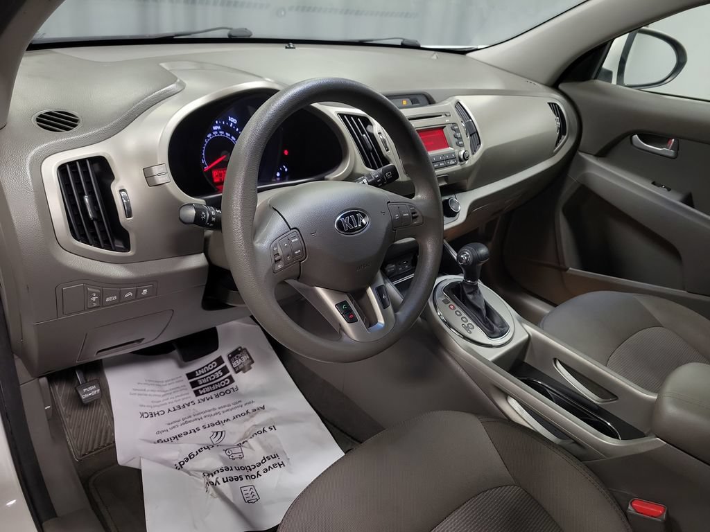 Used 2015 Kia Sportage LX FWD image 17