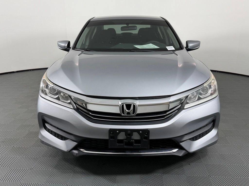 Used 2017 Honda Accord LX image 10