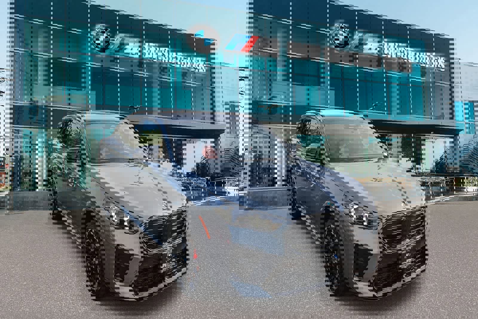 Used 2025 BMW X2 M35i image 3