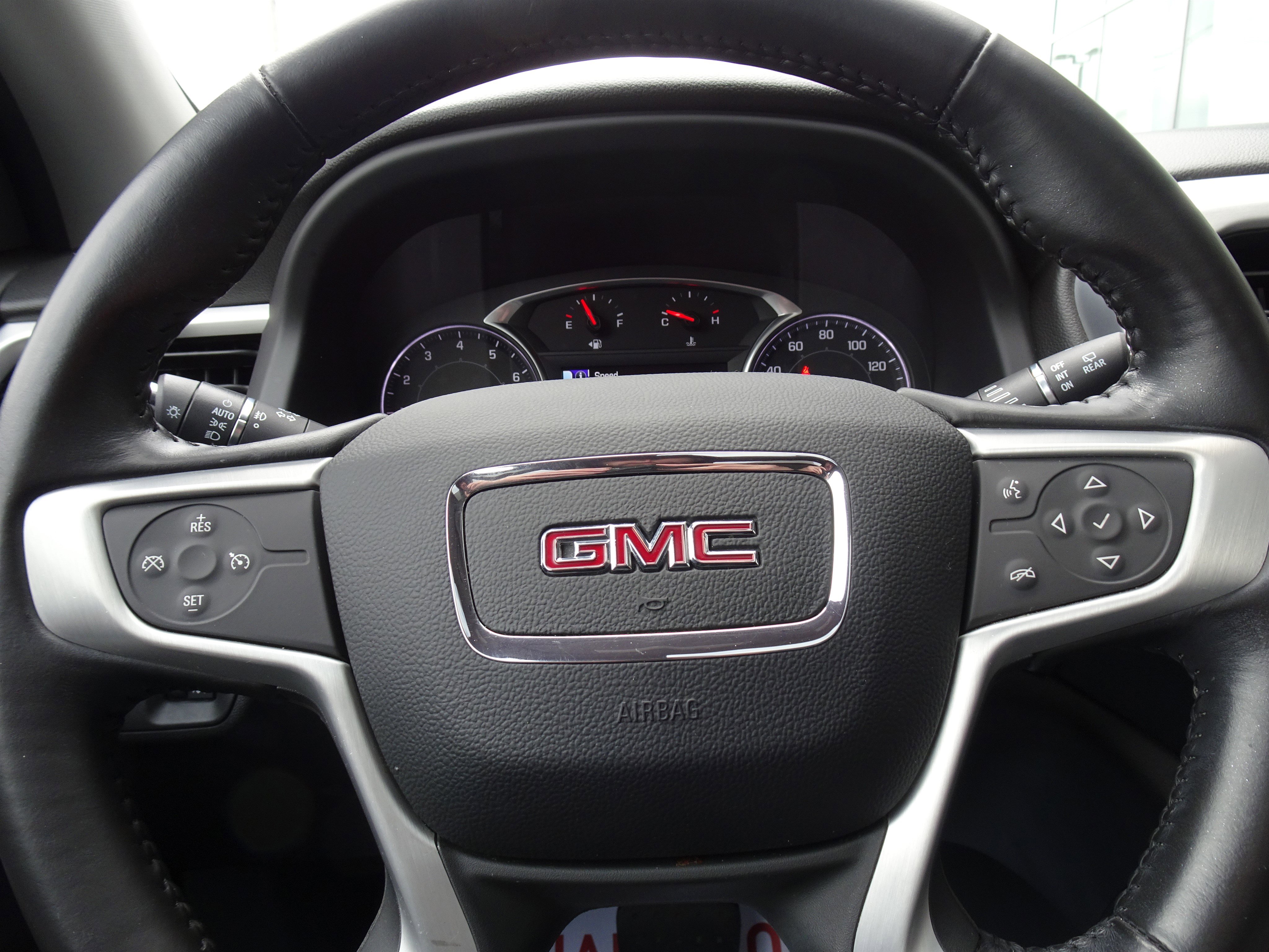 Used 2019 GMC Acadia SLT w/ Black Edition image 21