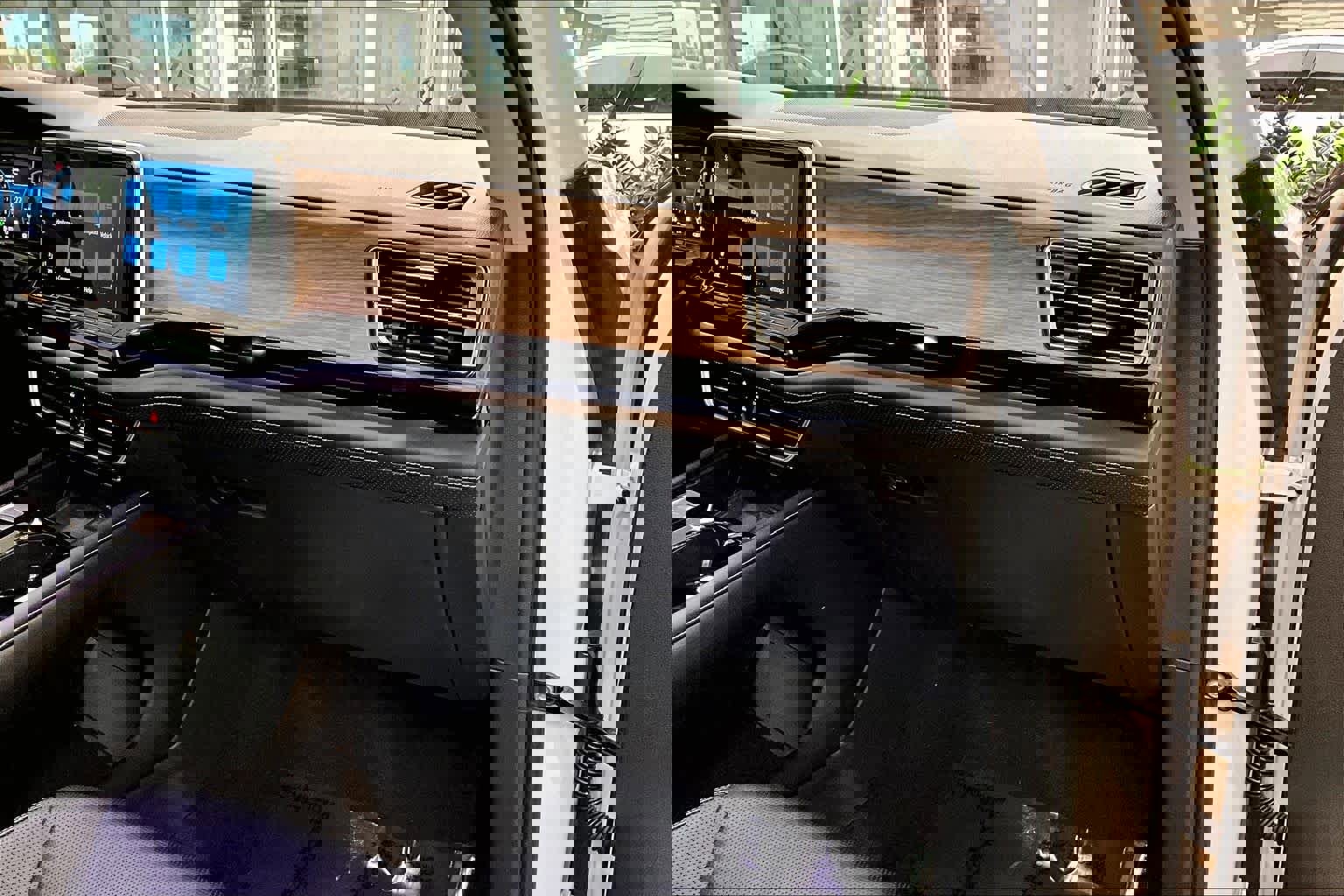 Used 2024 Volkswagen Atlas SEL image 18