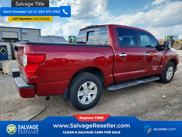 Used 2018 Nissan Titan SV w/ SV Convenience Package AWD/4WD image 4