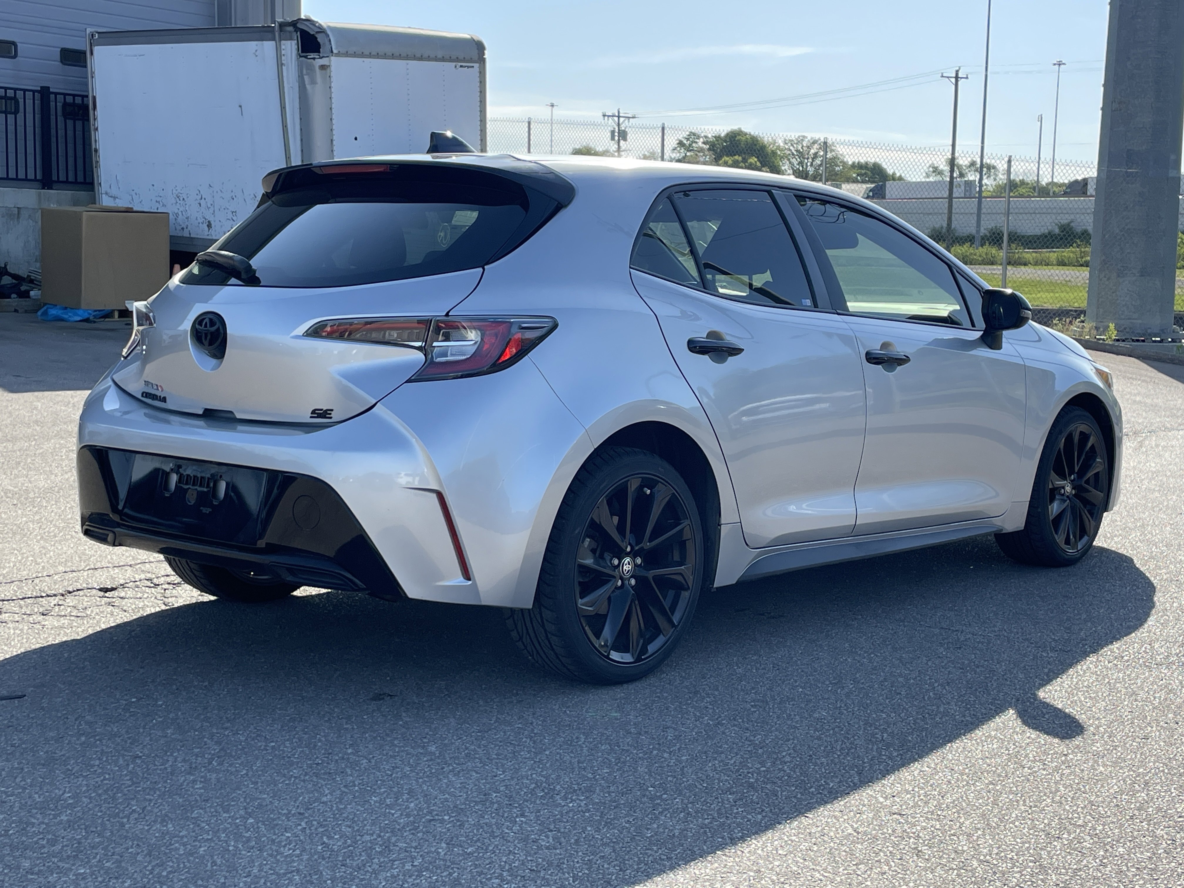 Used 2022 Toyota Corolla SE FWD image 5