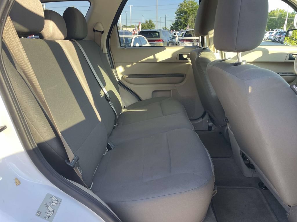 Used 2012 Ford Escape XLS AWD/4WD image 10