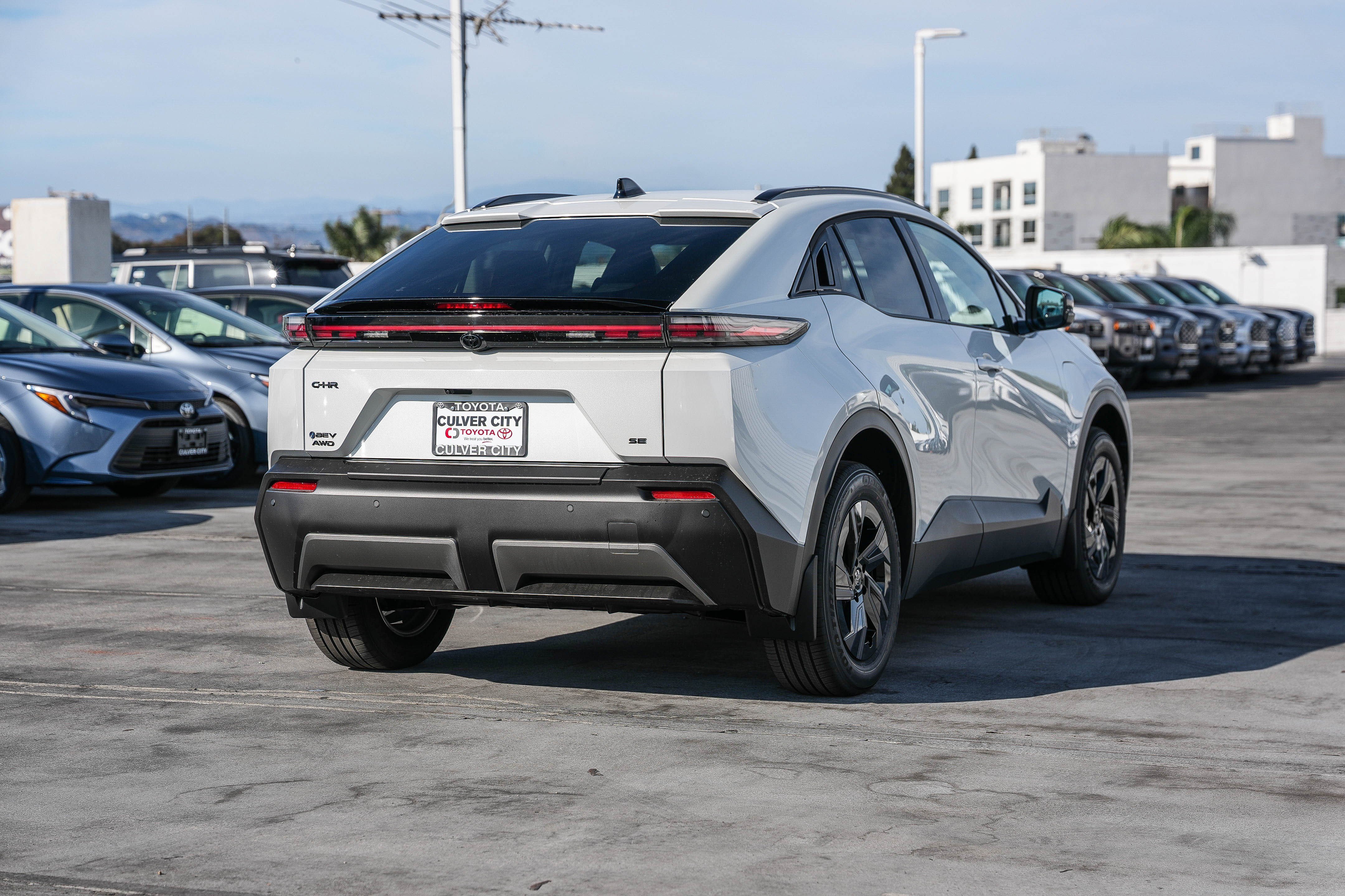 New 2026 Toyota C-HR AWD/4WD image 9