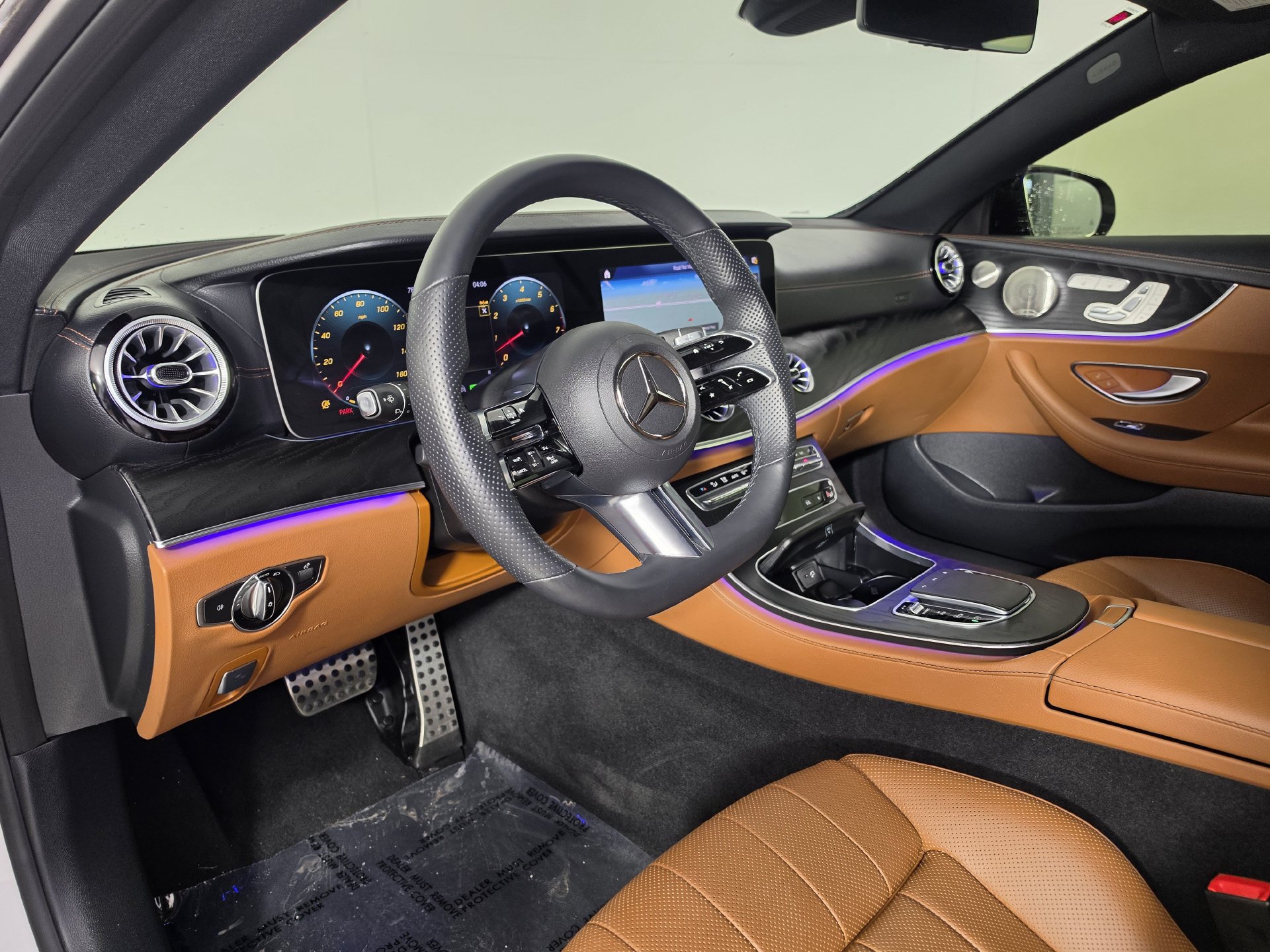 Used 2022 Mercedes-Benz E 450 Coupe image 2