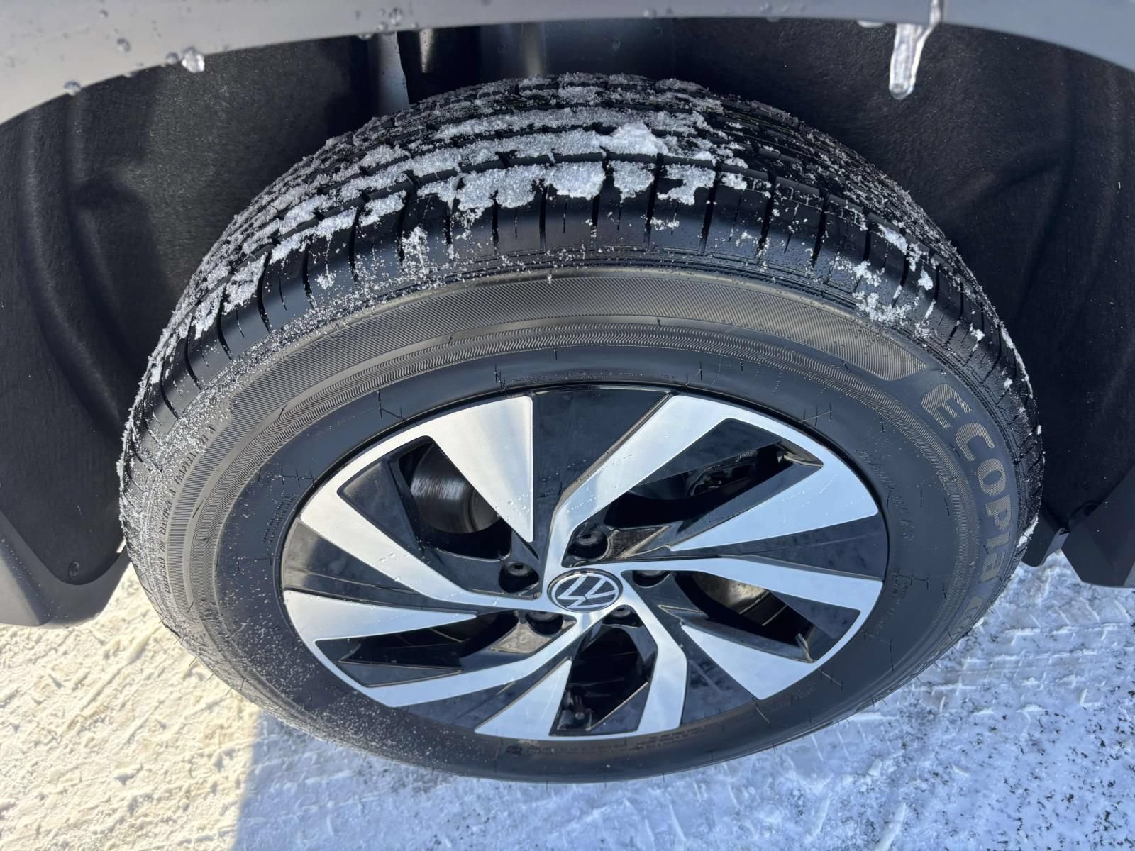 New 2026 Volkswagen Tiguan S AWD/4WD image 10