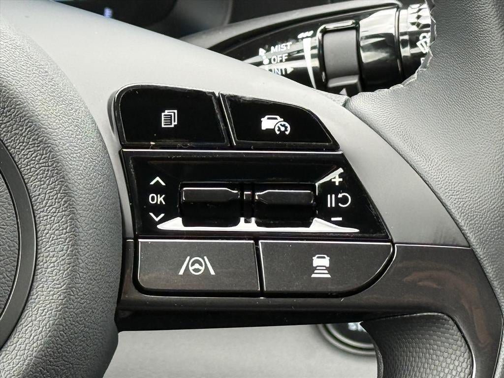 New 2026 Hyundai Elantra SEL Sport FWD image 20