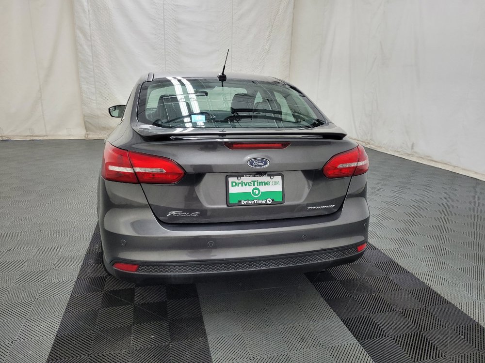 Used 2017 Ford Focus Titanium FWD image 6
